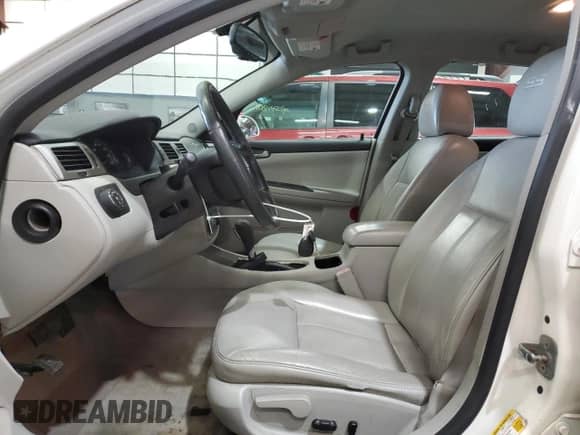 2008 Chevrolet Impala SS with VIN 2G1WD58C889248341, listed as a Copart auction lot 90517135 with 92,268 mi miles and Clean title. Bid and sale history available at DreamBid. Image 7.