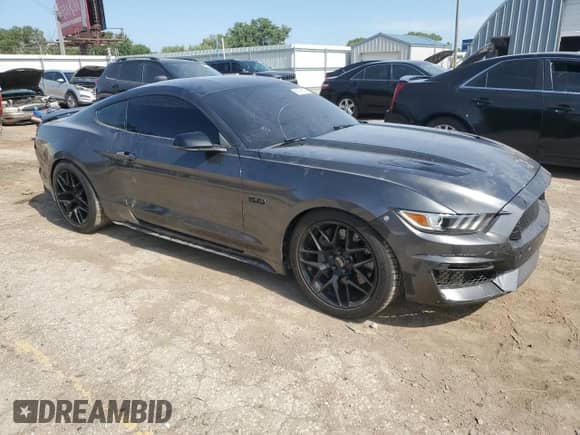 2017 Ford Mustang GT z VIN 1FA6P8CF7H5209860, wystawiony jako Copart lot #66009935 z przebiegiem 115 442 mil mil oraz Szkoda całkowita • Salvage title. Historia ofert i sprzedaży dostępna na DreamBid. Obrazek 4.