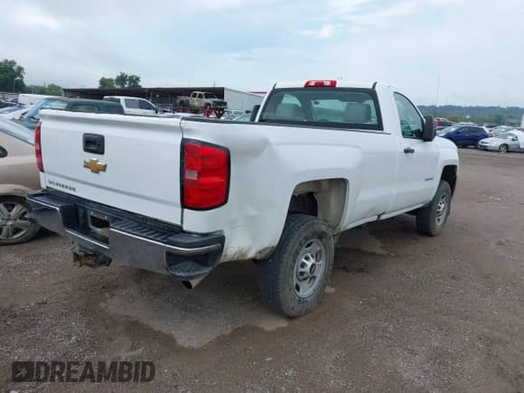 2017 Chevrolet Silverado 2500HD Work Truck z VIN 1GC0CUEG9HZ311289, wystawiony jako IAAI lot #42962235 z przebiegiem 186 712 mil mil oraz . Historia ofert i sprzedaży dostępna na DreamBid. Obrazek 4.