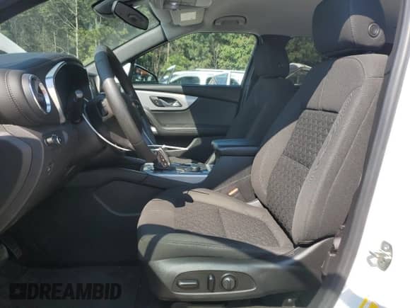 2021 Chevrolet Blazer LT с VIN 3GNKBCR40MS530694, выставлен на аукционе Copart как лот 81050085 с пробегом 78 918 миль миль и Списание • Salvage title. История ставок и продаж доступна на DreamBid. Изображение 7.