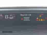 2015 Toyota Prius One z VIN JTDKDTB3XF1106433, wystawiony jako IAAI lot #43420698 z przebiegiem 202 283 mil mil oraz . Historia ofert i sprzedaży dostępna na DreamBid. Obrazek 7.