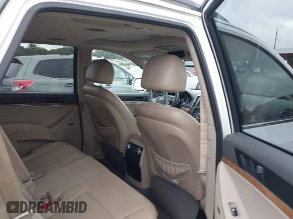 2012 Hyundai Veracruz Limited с VIN KM8NU4CC7CU197782, выставлен на аукционе IAAI как лот 43300535 с пробегом 209 614 миль миль и . История ставок и продаж доступна на DreamBid. Изображение 8.