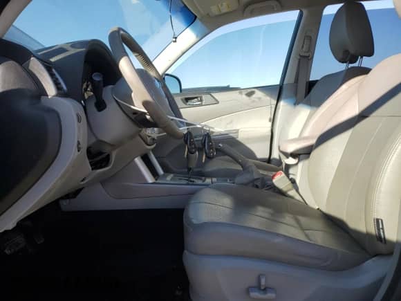 2012 Subaru Forester X Limited z VIN JF2SHBEC5CH452002, wystawiony jako Copart lot #81769135 z przebiegiem 139 001 mil mil oraz Czysty tytuł • Clean title. Historia ofert i sprzedaży dostępna na DreamBid. Obrazek 7.