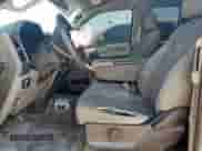 2017 Ford F-250 XLT z VIN 1FT7X2B68HEE98700, wystawiony jako Copart lot #71932655 z przebiegiem 216 192 mil mil oraz Czysty tytuł • Clean title. Historia ofert i sprzedaży dostępna na DreamBid. Obrazek 7.