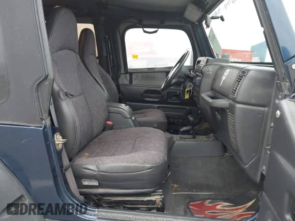 2001 Jeep Wrangler SE with VIN 1J4FA29P01P365607, listed as a IAAI auction lot 42051427 with 78,639 mi miles and . Bid and sale history available at DreamBid. Image 5.