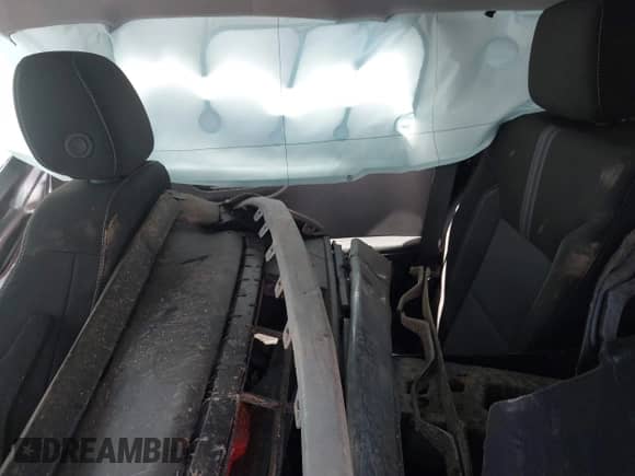 2025 Chevrolet Blazer LT z VIN 3GNKBCR47SS199982, wystawiony jako IAAI lot #42703838 z przebiegiem 4 969 mil mil oraz . Historia ofert i sprzedaży dostępna na DreamBid. Obrazek 8.