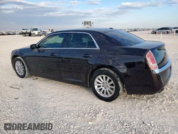 2012 Chrysler 300 with VIN 2C3CCAAGXCH267656, listed as a Copart auction lot 85364255 with 81,538 mi miles and Salvage title. Bid and sale history available at DreamBid. Image 2.