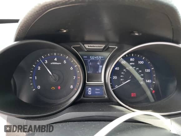 2013 Hyundai Veloster Turbo с VIN KMHTC6AE2DU101116, выставлен на аукционе Copart как лот 81190935 с пробегом 56 459 миль миль и Списание • Salvage title. История ставок и продаж доступна на DreamBid. Изображение 9.