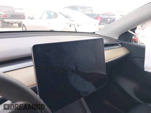 2022 Tesla Model Y Performance with VIN 7SAYGDEF3NF379624, listed as a IAAI auction lot 42705016 with Not provided miles and . Bid and sale history available at DreamBid. Image 7.