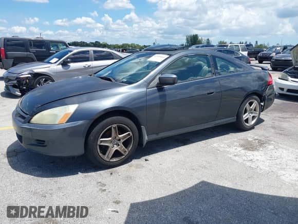2006 Honda Accord EX with VIN 1HGCM72746A003721, listed as a IAAI auction lot 42999666 with 179,246 mi miles and . Bid and sale history available at DreamBid. Image 2.