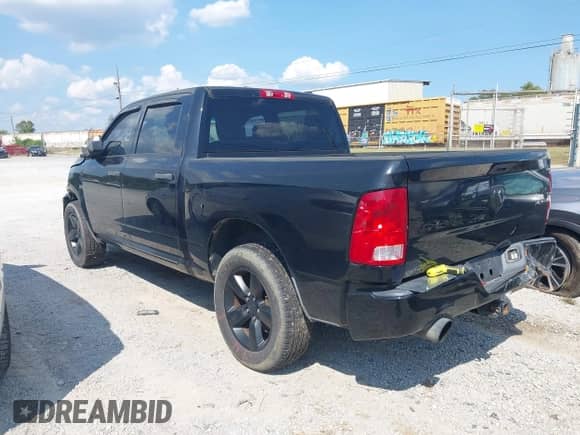 2012 Ram 1500 Express z VIN 1C6RD7KT4CS165867, wystawiony jako IAAI lot #43094521 z przebiegiem 154 519 mil mil oraz . Historia ofert i sprzedaży dostępna na DreamBid. Obrazek 3.