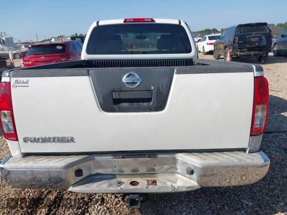 2010 Nissan Frontier SE z VIN 1N6BD0CT0AC412418, wystawiony jako IAAI lot #43257543 z przebiegiem 179 607 mil mil oraz . Historia ofert i sprzedaży dostępna na DreamBid. Obrazek 16.