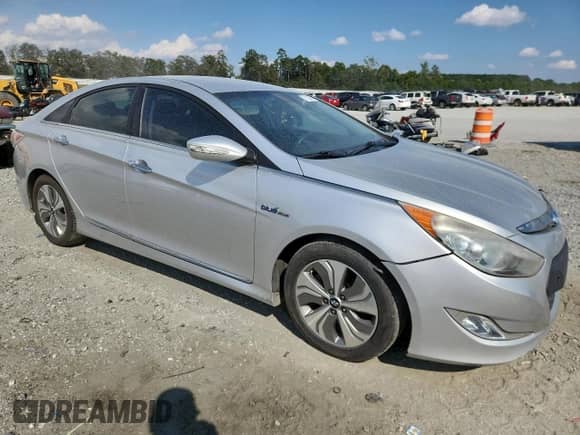 2011 Hyundai Sonata Hybrid with VIN KMHEC4A47BA004965, listed as a Copart auction lot 71522895 with 175,664 mi miles and Salvage title. Bid and sale history available at DreamBid. Image 4.