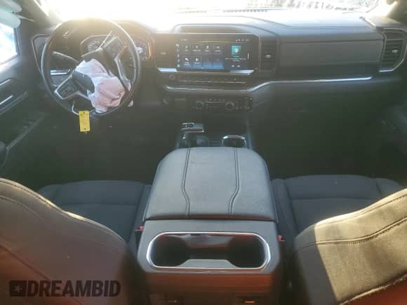 2024 Chevrolet Silverado 1500 LT Trail Boss с VIN 3GCUDFE83RG131875, выставлен на аукционе Copart как лот 66087875 с пробегом 33 050 миль миль и Списание • Salvage title. История ставок и продаж доступна на DreamBid. Изображение 8.