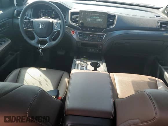 2024 Honda Passport EX-L с VIN 5FNYF8H54RB020153, выставлен на аукционе Copart как лот 84281575 с пробегом 13 958 миль миль и Списание • Salvage title. История ставок и продаж доступна на DreamBid. Изображение 8.
