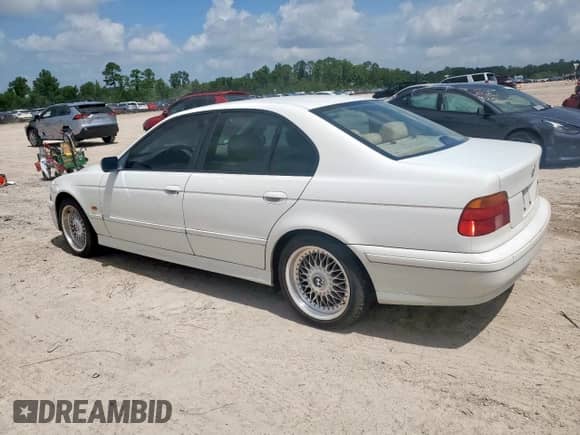 2000 BMW 5 Series 528i с VIN WBADM6346YGU23074, выставлен на аукционе Copart как лот 64328225 с пробегом 157 286 миль миль и Чистый • Clean title. История ставок и продаж доступна на DreamBid. Изображение 2.