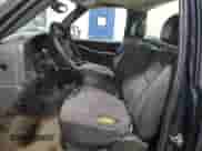 2005 GMC Sierra 1500 Work Truck с VIN 1GTEC14X65Z212639, выставлен на аукционе Copart как лот 64263385 с пробегом 115 258 миль миль и Чистый • Clean title. История ставок и продаж доступна на DreamBid. Изображение 7.