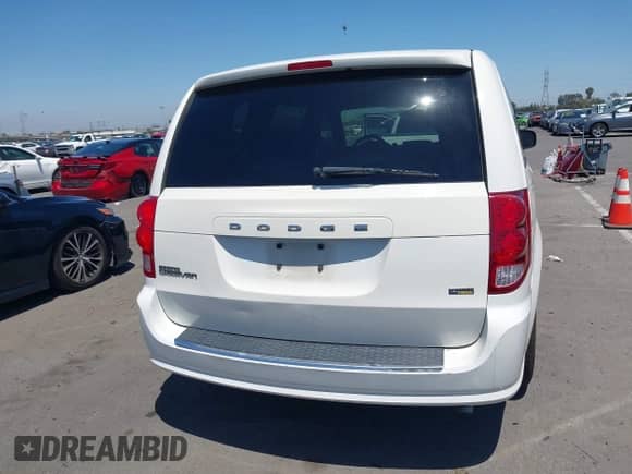 2012 Dodge Grand Caravan SE с VIN 2C4RDGBG9CR242083, выставлен на аукционе IAAI как лот 42279021 с пробегом 147 367 миль миль и . История ставок и продаж доступна на DreamBid. Изображение 16.