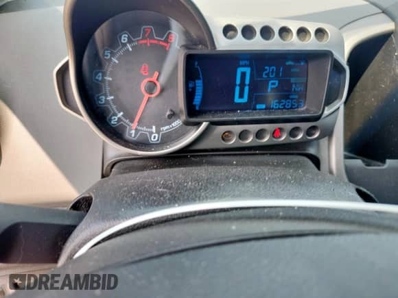 2012 Chevrolet Sonic LT с VIN 1G1JC5SH5C4184076, выставлен на аукционе Copart как лот 70455365 с пробегом 162 853 миль миль и Чистый • Clean title. История ставок и продаж доступна на DreamBid. Изображение 9.