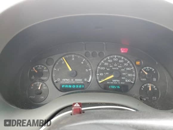 2000 Chevrolet S-10 LS with VIN 1GCDT19W2Y8121177, listed as a Copart auction lot 45388015 with 170,576 mi miles and Salvage title. Bid and sale history available at DreamBid. Image 9.