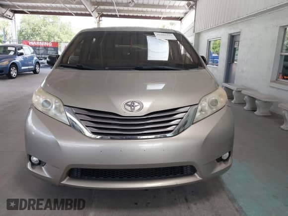 2015 Toyota Sienna L with VIN 5TDZK3DCXFS572089, listed as a IAAI auction lot 43201327 with 120,641 mi miles and . Bid and sale history available at DreamBid. Image 12.