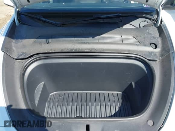 2023 Tesla Model Y Long Range with VIN 7SAYGDEE9PA033911, listed as a IAAI auction lot 43202182 with 35,938 mi miles and . Bid and sale history available at DreamBid. Image 10.