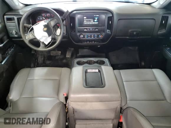 2018 Chevrolet Silverado 2500HD Work Truck z VIN 1GC2CUEG5JZ150745, wystawiony jako Copart lot #59665775 z przebiegiem 168 931 mil mil oraz Czysty tytuł • Clean title. Historia ofert i sprzedaży dostępna na DreamBid. Obrazek 8.