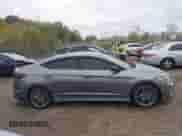 2017 Hyundai Elantra Sport z VIN KMHD04LBXHU357112, wystawiony jako IAAI lot #43504595 z przebiegiem 108 100 mil mil oraz . Historia ofert i sprzedaży dostępna na DreamBid. Obrazek 14.