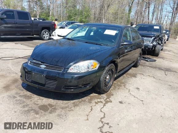 2014 Chevrolet Impala Police Police z VIN 2G1WD5E30E1187288, wystawiony jako IAAI lot #41965715 z przebiegiem 91 436 mil mil oraz . Historia ofert i sprzedaży dostępna na DreamBid. Obrazek 2.