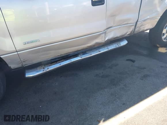 2011 Ford F-150 XLT с VIN 1FTFX1ET9BFC25001, выставлен на аукционе IAAI как лот 43364612 с пробегом 114 846 миль миль и . История ставок и продаж доступна на DreamBid. Изображение 6.