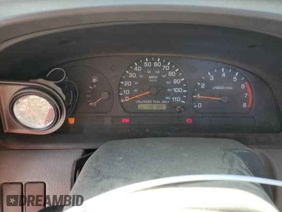 1998 Nissan Frontier XE z VIN 1N6DD21S2WC364538, wystawiony jako Copart lot #62867545 z przebiegiem 261 987 mil mil oraz Szkoda całkowita • Salvage title. Historia ofert i sprzedaży dostępna na DreamBid. Obrazek 9.