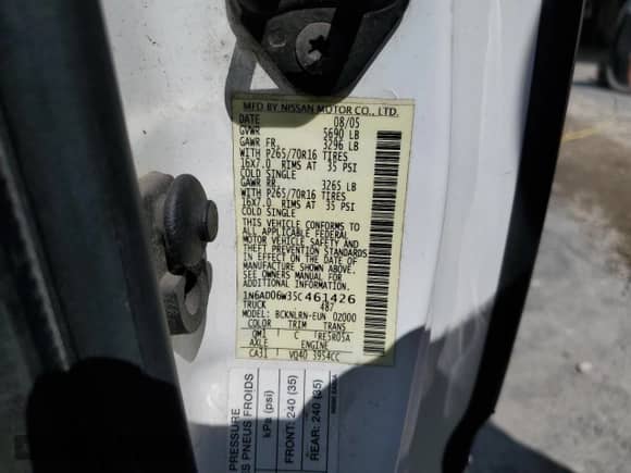 2005 Nissan Frontier SE with VIN 1N6AD06W35C461426, listed as a Copart auction lot 84188205 with 225,356 mi miles and Salvage title. Bid and sale history available at DreamBid. Image 12.