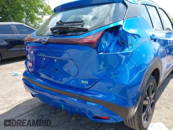 2023 Nissan Kicks SR with VIN 3N1CP5DV8PL573529, listed as a IAAI auction lot 43006952 with 18,115 mi miles and . Bid and sale history available at DreamBid. Image 6.