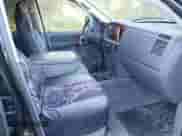 2006 Dodge 2500 SLT z VIN 3D7KS28D56G113023, wystawiony jako IAAI lot #43065760 z przebiegiem 113 981 mil mil oraz . Historia ofert i sprzedaży dostępna na DreamBid. Obrazek 5.