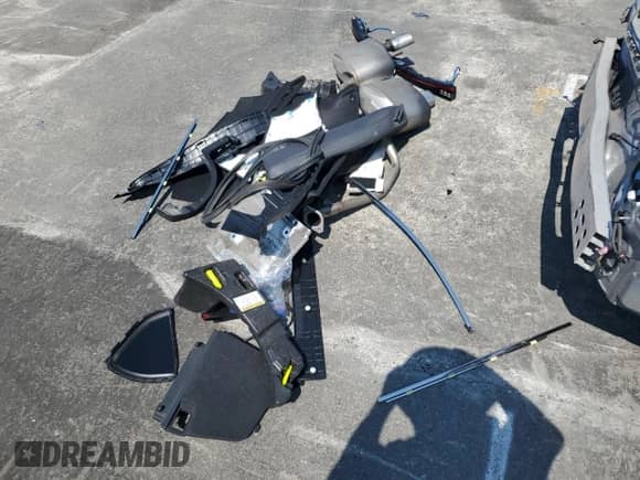 2022 Lexus IS 300 z VIN JTHAA1D26N5119540, wystawiony jako Copart lot #64757845 z przebiegiem 49 182 mil mil oraz Szkoda całkowita • Salvage title. Historia ofert i sprzedaży dostępna na DreamBid. Obrazek 12.