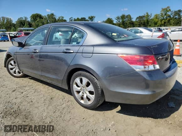 2010 Honda Accord EX-L с VIN 1HGCP2F86AA101011, выставлен на аукционе Copart как лот 80143235 с пробегом 232 912 миль миль и Списание • Salvage title. История ставок и продаж доступна на DreamBid. Изображение 2.