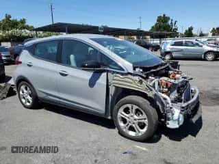2020 Chevrolet Bolt EV LT z VIN 1G1FY6S03L4123882, wystawiony jako Copart lot #62795873 z przebiegiem 29 979 mil mil oraz . Historia ofert i sprzedaży dostępna na DreamBid. Obrazek 4.