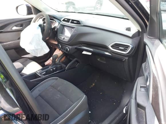 2021 Chevrolet TrailBlazer LT с VIN KL79MPS27MB111008, выставлен на аукционе IAAI как лот 43177235 с пробегом 25 431 миль миль и . История ставок и продаж доступна на DreamBid. Изображение 5.