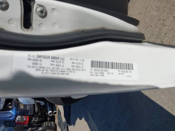 2010 Dodge Charger SXT with VIN 2B3CA3CV3AH156048, listed as a IAAI auction lot 43095196 with 180,298 mi miles and . Bid and sale history available at DreamBid. Image 9.