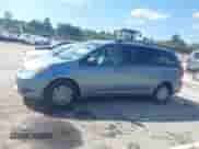 2010 Toyota Sienna CE с VIN 5TDKK4CC5AS328688, выставлен на аукционе IAAI как лот 43225823 с пробегом 348 153 миль миль и . История ставок и продаж доступна на DreamBid. Изображение 14.