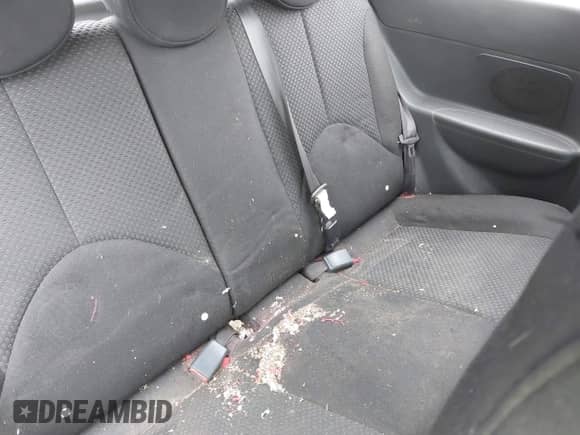 2009 Hyundai Accent Auto GS с VIN KMHCM36C09U138711, выставлен на аукционе IAAI как лот 42717146 с пробегом 220 396 миль миль и . История ставок и продаж доступна на DreamBid. Изображение 8.