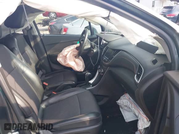 2021 Chevrolet Trax LT с VIN KL7CJPSBXMB326705, выставлен на аукционе IAAI как лот 42607079 с пробегом 69 677 миль миль и . История ставок и продаж доступна на DreamBid. Изображение 5.