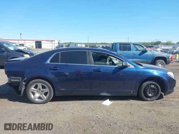 2009 Chevrolet Malibu 1FL z VIN 1G1ZG57B594215833, wystawiony jako IAAI lot #43346844 z przebiegiem 177 855 mil mil oraz . Historia ofert i sprzedaży dostępna na DreamBid. Obrazek 12.