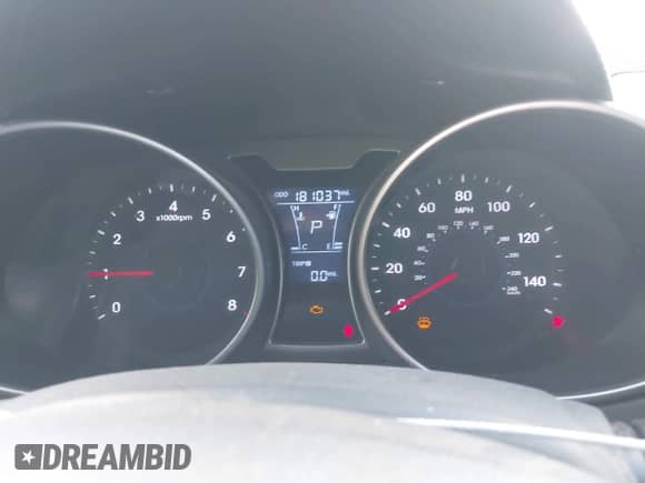 2013 Hyundai Veloster w/Black Int z VIN KMHTC6AD7DU175221, wystawiony jako IAAI lot #42625473 z przebiegiem 181 037 mil mil oraz . Historia ofert i sprzedaży dostępna na DreamBid. Obrazek 7.