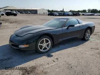 2004 Chevrolet Corvette с VIN 1G1YY22G245114004, выставлен на аукционе Copart как лот 68025095 с пробегом 71 491 миль миль и Чистый • Clean title. История ставок и продаж доступна на DreamBid. Изображение 1.