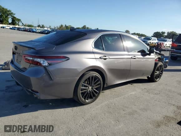 2022 Toyota Camry XSE with VIN 4T1K61AKXNU024525, listed as a Copart auction lot 87244905 with 29,563 mi miles and Salvage title. Bid and sale history available at DreamBid. Image 3.