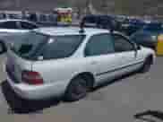 1994 Honda Accord LX z VIN 1HGCE1823RA006801, wystawiony jako IAAI lot #42396017 z przebiegiem 263 415 mil mil oraz . Historia ofert i sprzedaży dostępna na DreamBid. Obrazek 12.