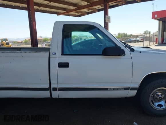 1998 GMC Sierra 1500 с VIN 1GTEC14W1WZ507575, выставлен на аукционе IAAI как лот 42174509 с пробегом 297 207 миль миль и . История ставок и продаж доступна на DreamBid. Изображение 13.