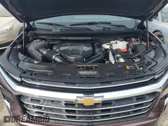 2024 Chevrolet Traverse FWD LT z VIN 1GNERGKS1RJ140849, wystawiony jako Copart lot #75138824 z przebiegiem 7 682 mil mil oraz Nie do naprawy • Non repairable. Historia ofert i sprzedaży dostępna na DreamBid. Obrazek 12.