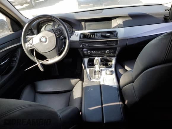 2013 BMW 5 Series 550i с VIN WBAFR9C59DD226772, выставлен на аукционе Copart как лот 50643795 с пробегом 117 277 миль миль и Чистый • Clean title. История ставок и продаж доступна на DreamBid. Изображение 8.